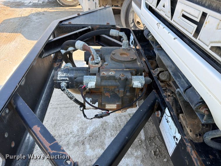 image for item DN6673 2004 Mack Granite CV713 ready mix truck