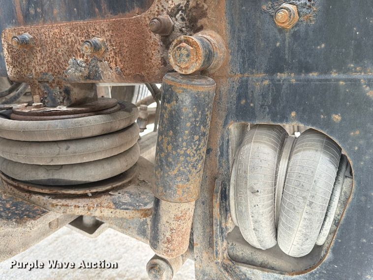 image for item DN6673 2004 Mack Granite CV713 ready mix truck