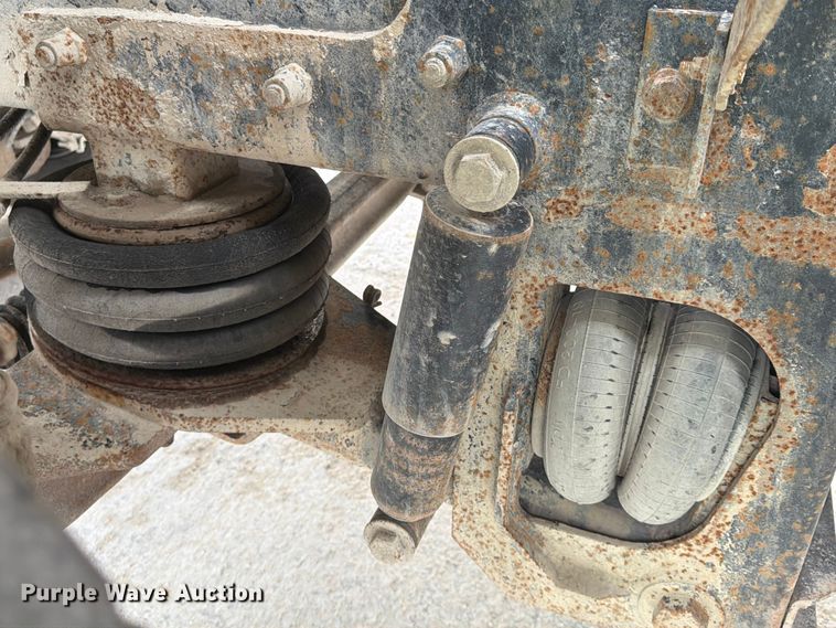image for item DN6673 2004 Mack Granite CV713 ready mix truck