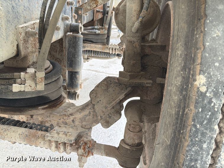 image for item DN6673 2004 Mack Granite CV713 ready mix truck