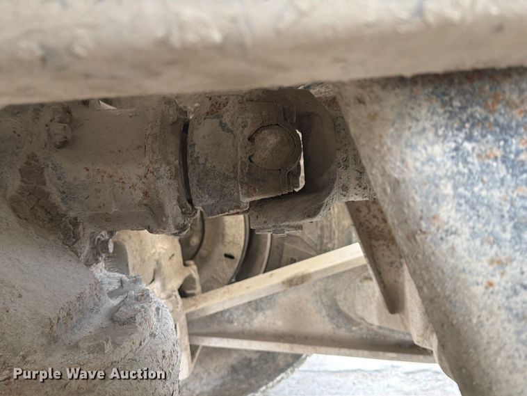 image for item DN6673 2004 Mack Granite CV713 ready mix truck