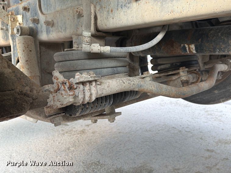 image for item DN6673 2004 Mack Granite CV713 ready mix truck