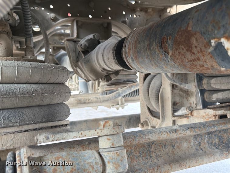 image for item DN6673 2004 Mack Granite CV713 ready mix truck