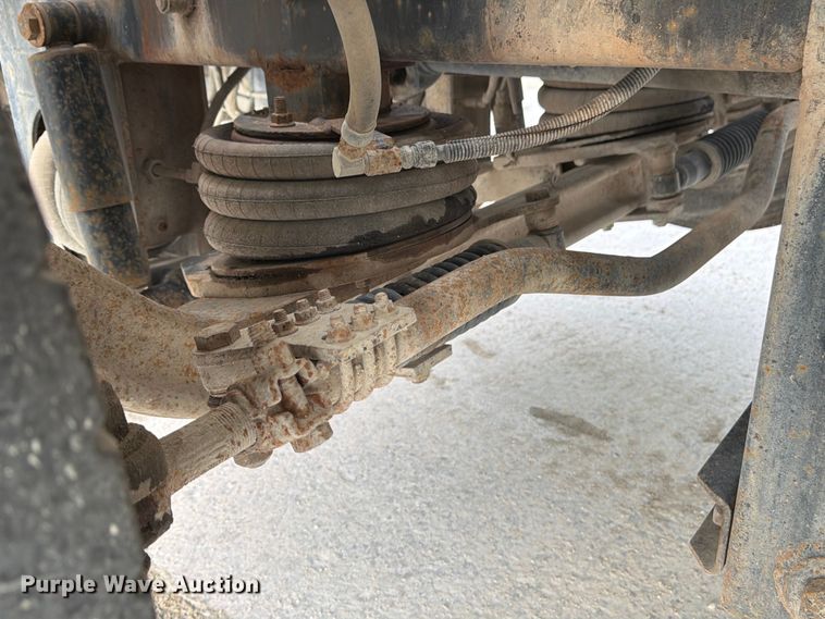 image for item DN6673 2004 Mack Granite CV713 ready mix truck