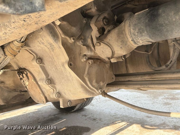 image for item DN6673 2004 Mack Granite CV713 ready mix truck