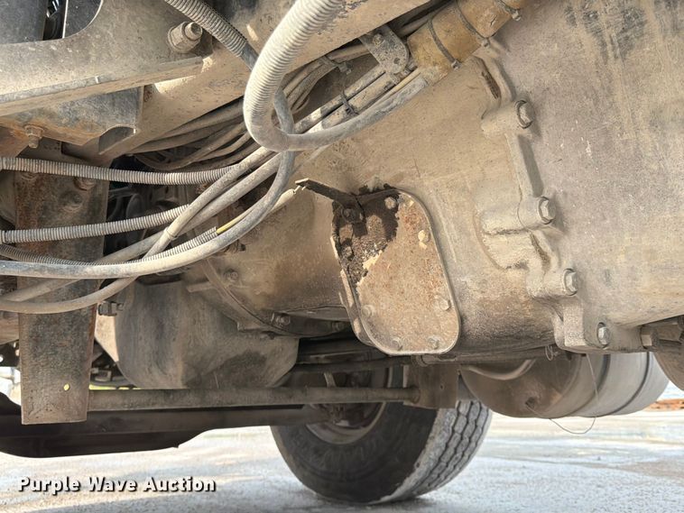 image for item DN6673 2004 Mack Granite CV713 ready mix truck