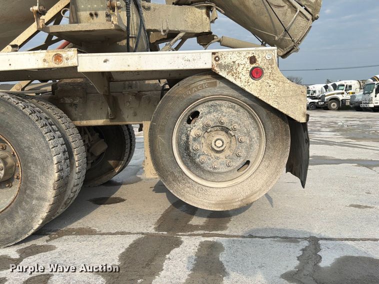image for item DN6673 2004 Mack Granite CV713 ready mix truck