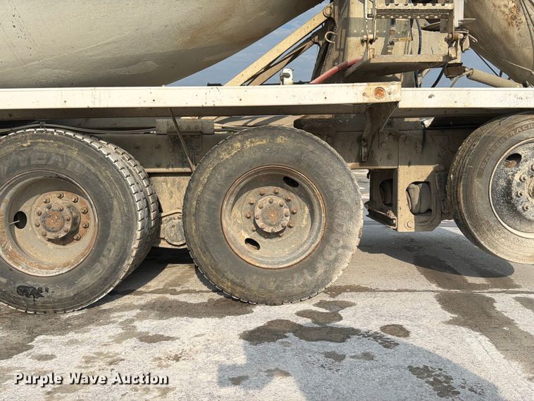 image for item DN6673 2004 Mack Granite CV713 ready mix truck