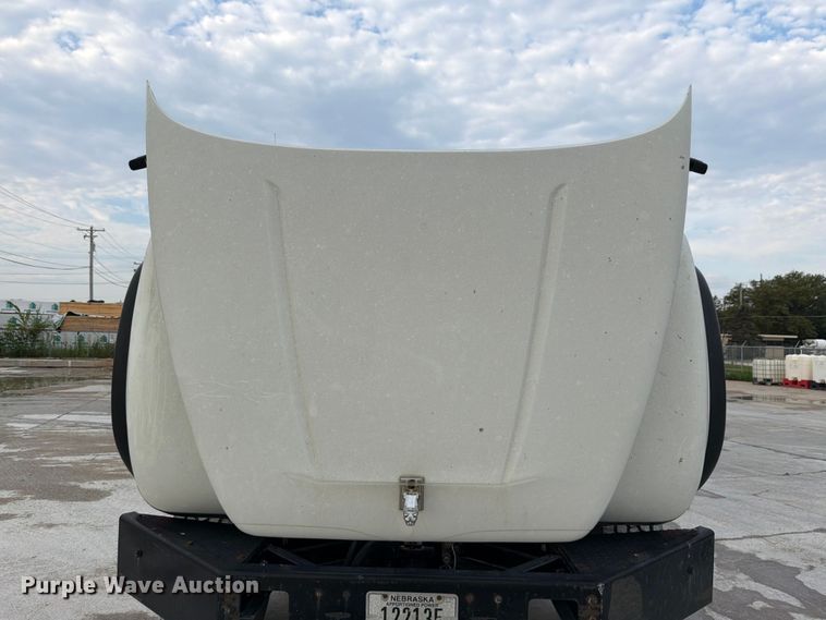 image for item DN6675 2003 Mack Granite CV713 ready mix truck