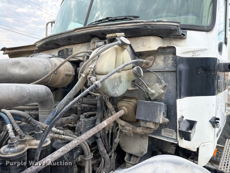 image for item DN6675 2003 Mack Granite CV713 ready mix truck