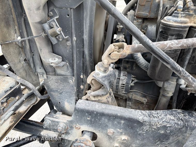 image for item DN6675 2003 Mack Granite CV713 ready mix truck