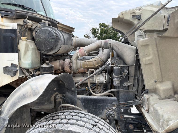 image for item DN6675 2003 Mack Granite CV713 ready mix truck