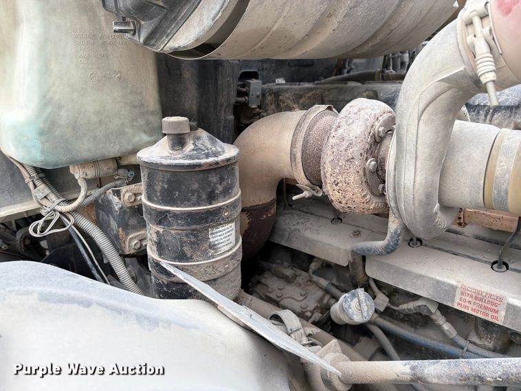 image for item DN6675 2003 Mack Granite CV713 ready mix truck