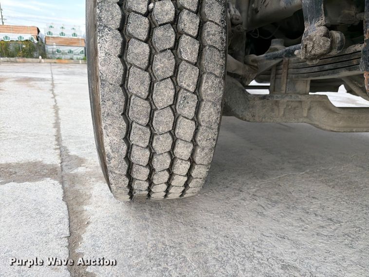 image for item DN6675 2003 Mack Granite CV713 ready mix truck