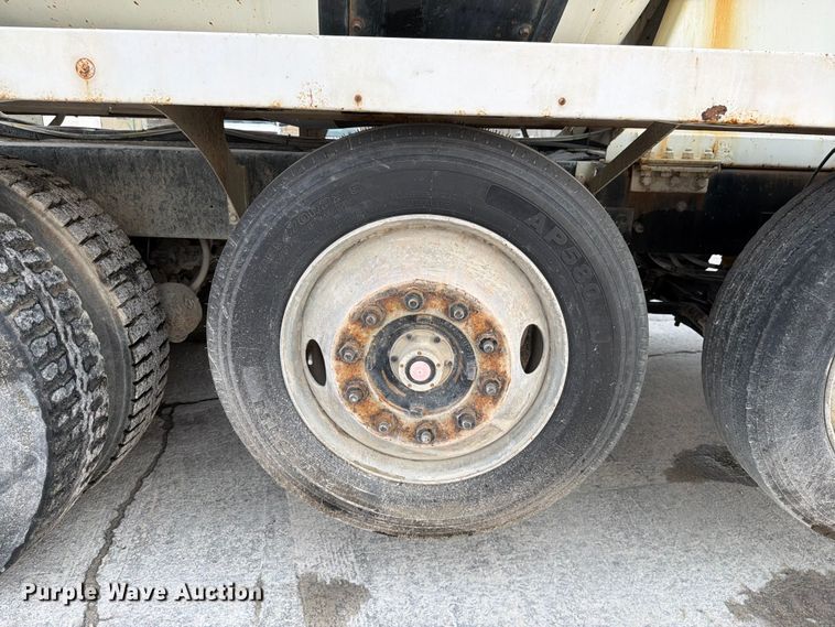 image for item DN6675 2003 Mack Granite CV713 ready mix truck