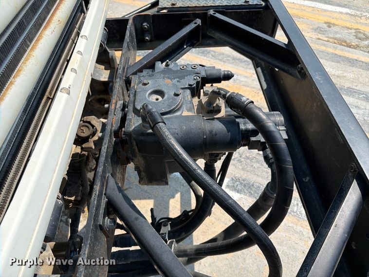image for item DN6676 2006 Mack Granite CV713 ready mix truck