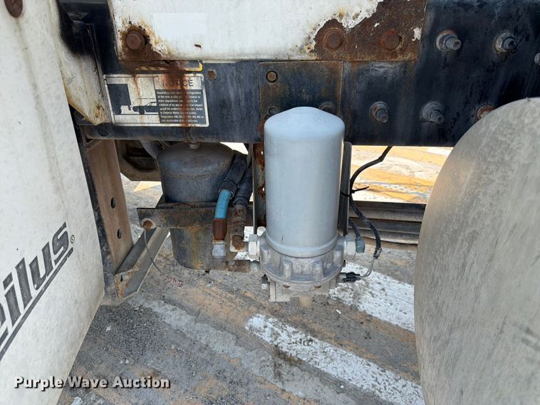 image for item DN6676 2006 Mack Granite CV713 ready mix truck
