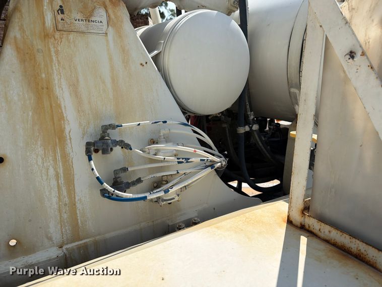 image for item DN6676 2006 Mack Granite CV713 ready mix truck