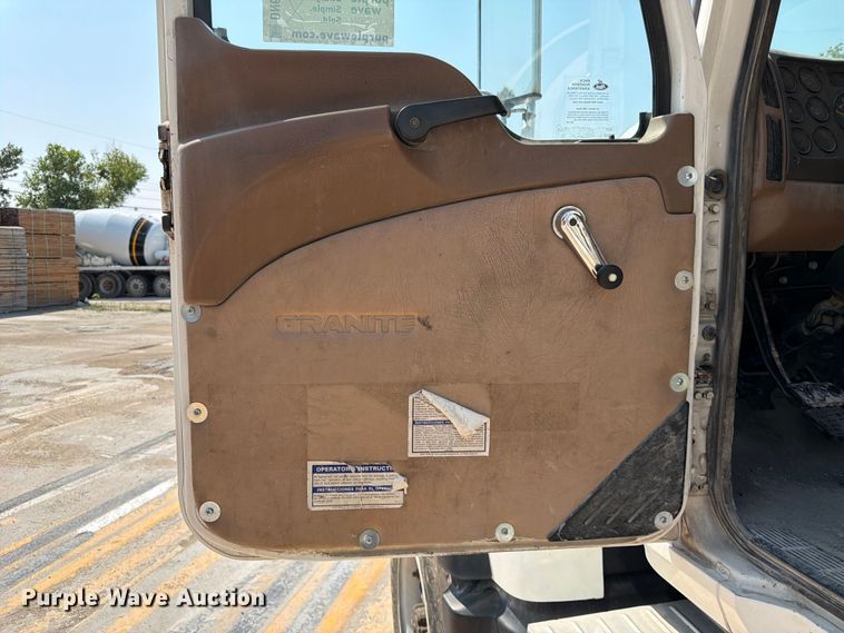 image for item DN6676 2006 Mack Granite CV713 ready mix truck