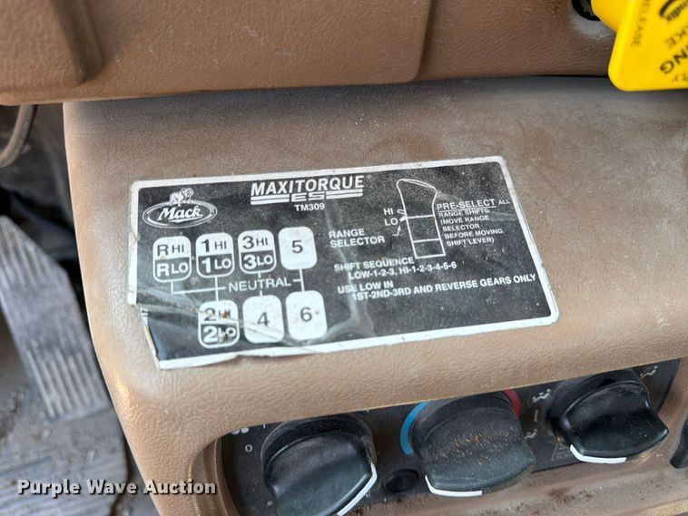 image for item DN6676 2006 Mack Granite CV713 ready mix truck
