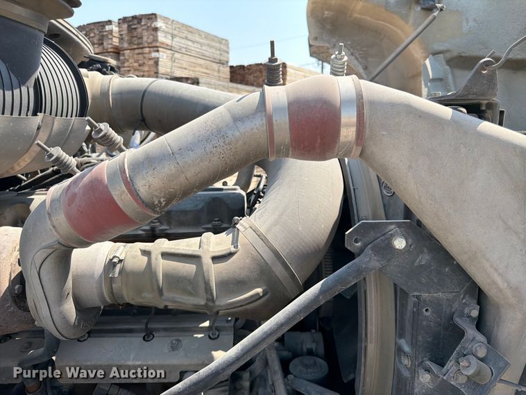 image for item DN6676 2006 Mack Granite CV713 ready mix truck