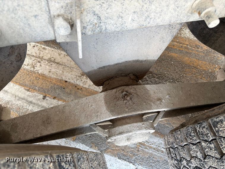 image for item DN6676 2006 Mack Granite CV713 ready mix truck