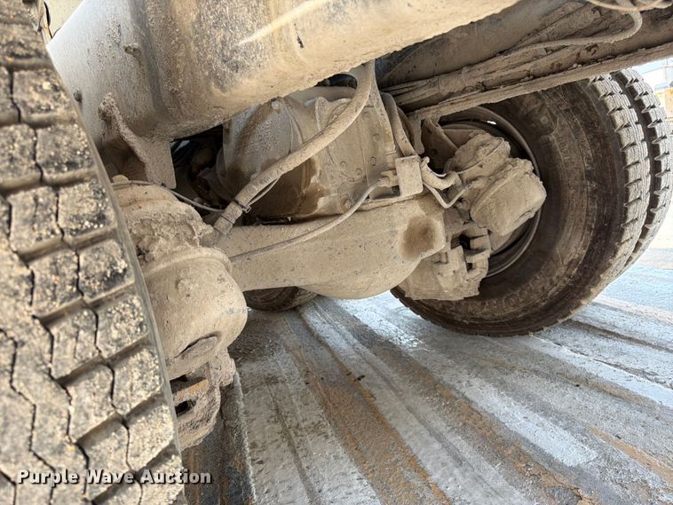 image for item DN6676 2006 Mack Granite CV713 ready mix truck