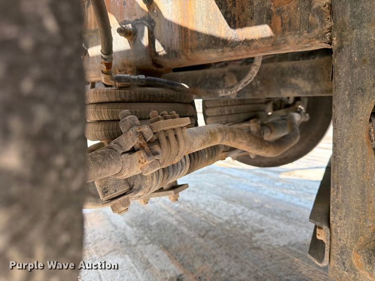 image for item DN6676 2006 Mack Granite CV713 ready mix truck