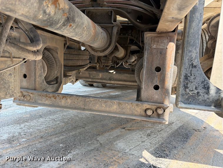 image for item DN6676 2006 Mack Granite CV713 ready mix truck