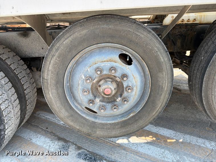 image for item DN6676 2006 Mack Granite CV713 ready mix truck