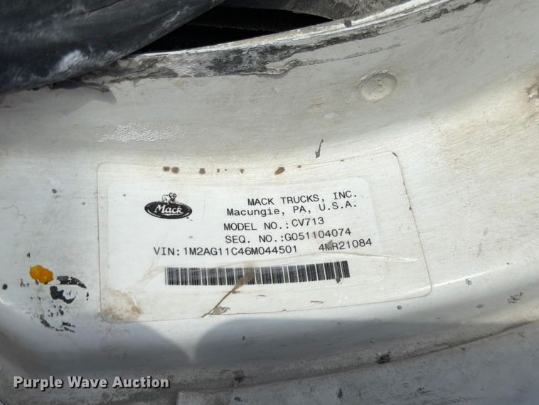 image for item DN6676 2006 Mack Granite CV713 ready mix truck