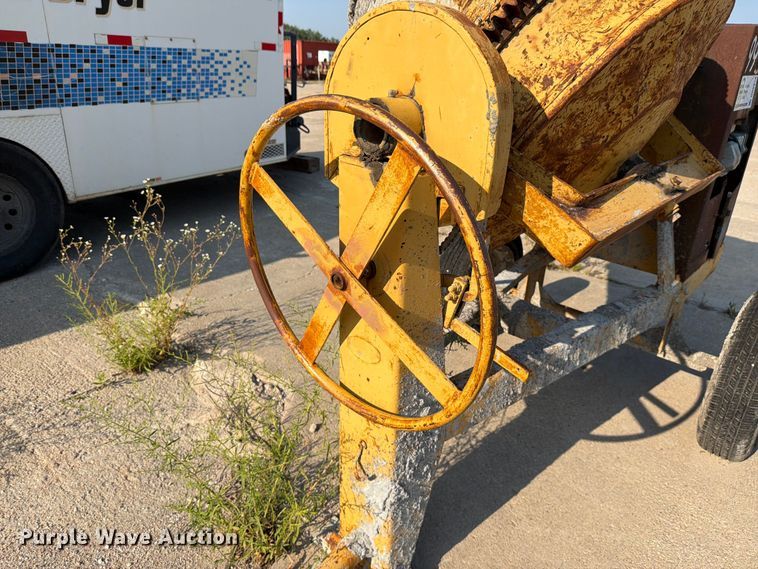 image for item DN6678 Concrete mixer