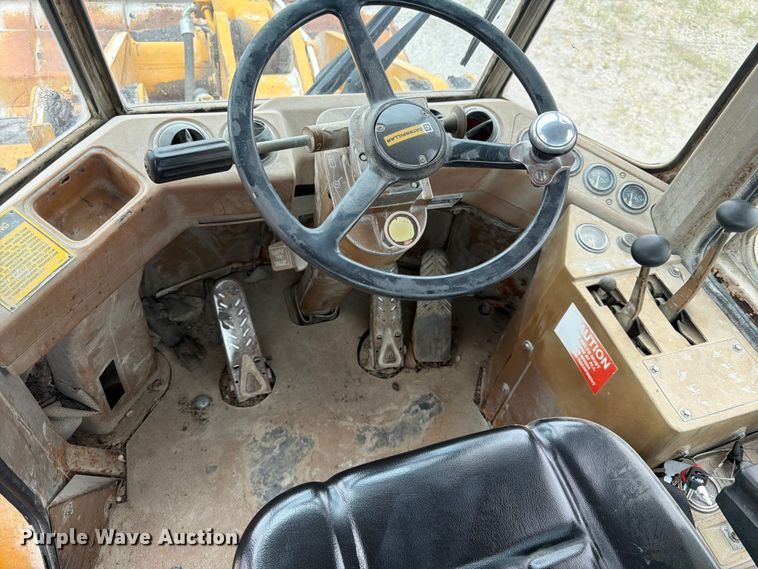 image for item DN6679 1986 Caterpillar 936 wheel loader
