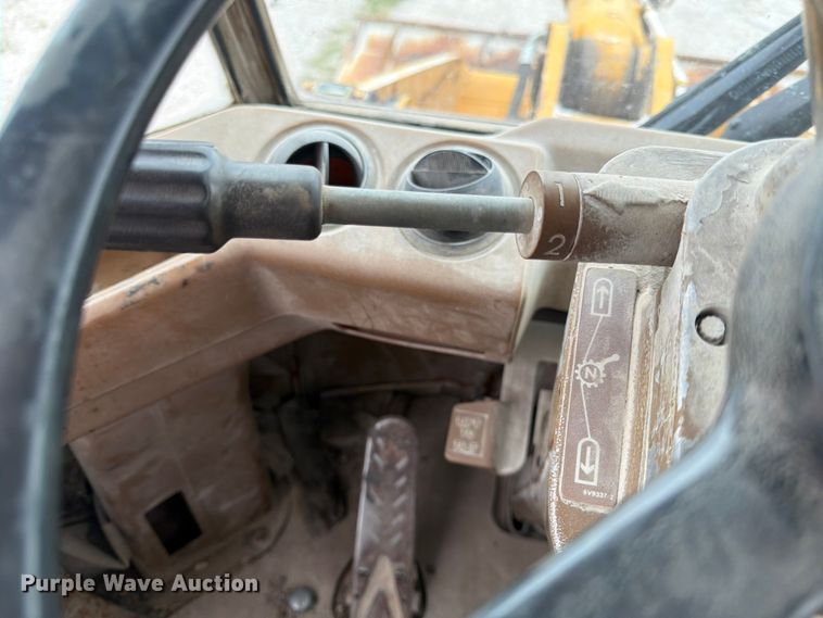 image for item DN6679 1986 Caterpillar 936 wheel loader