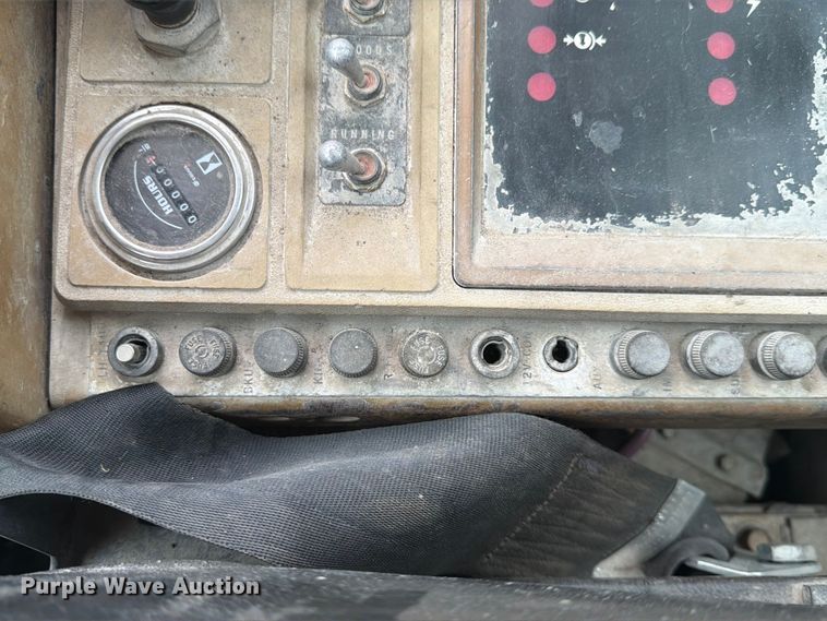 image for item DN6679 1986 Caterpillar 936 wheel loader