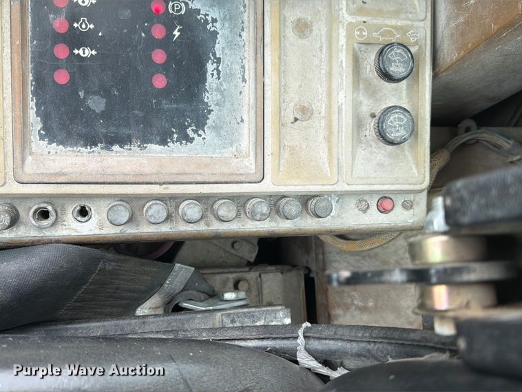 image for item DN6679 1986 Caterpillar 936 wheel loader