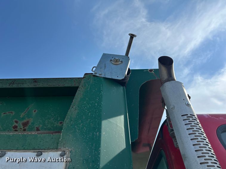 image for item DN6680 2012 Freightliner Business Class M2 dump truck