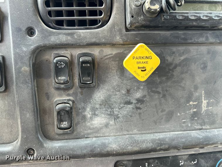 image for item DN6680 2012 Freightliner Business Class M2 dump truck