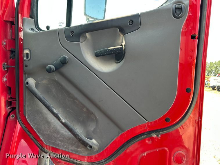 image for item DN6680 2012 Freightliner Business Class M2 dump truck