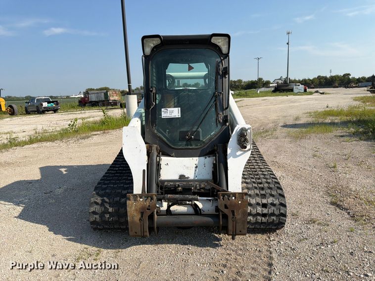 image for item DN6682 2019 Bobcat T740 tracked skid steer loader