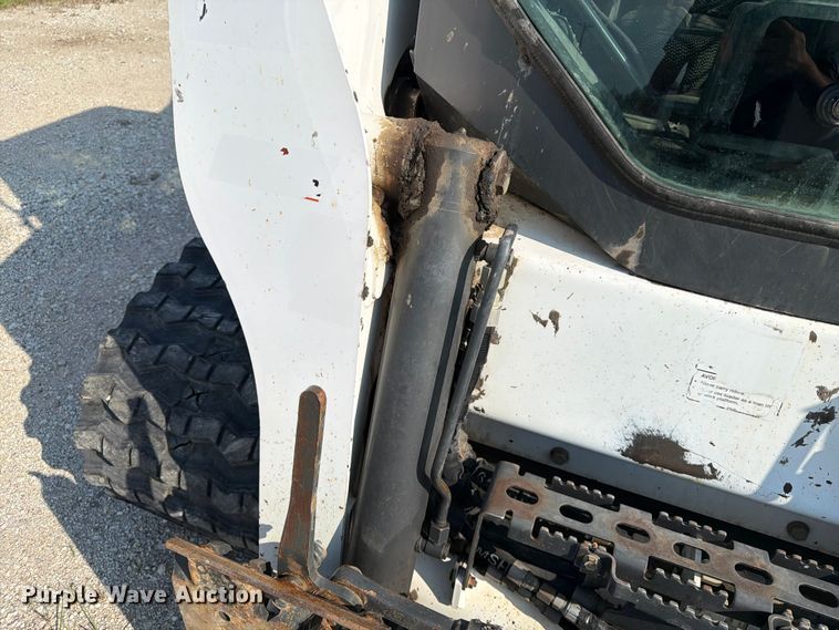 image for item DN6682 2019 Bobcat T740 tracked skid steer loader