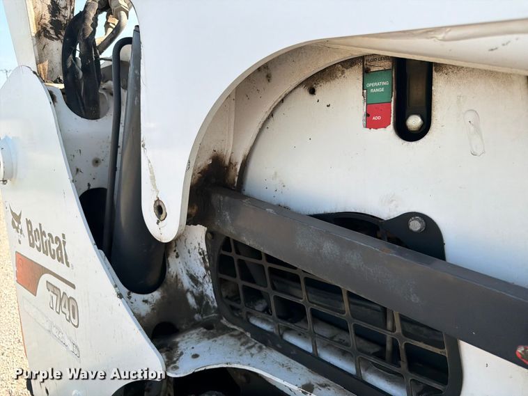 image for item DN6682 2019 Bobcat T740 tracked skid steer loader