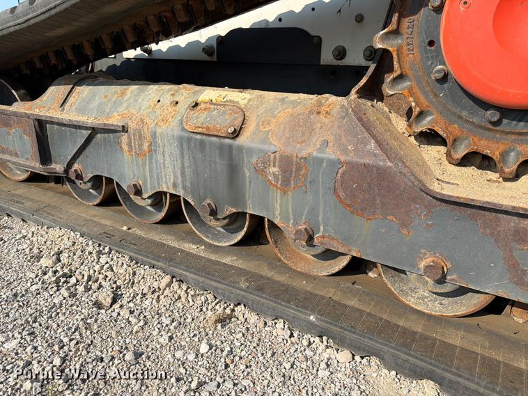 image for item DN6682 2019 Bobcat T740 tracked skid steer loader