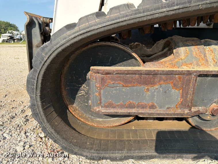 image for item DN6682 2019 Bobcat T740 tracked skid steer loader