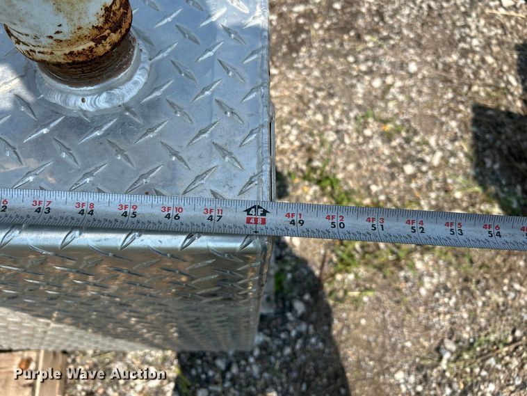 image for item DN6685 (5) fuel tanks