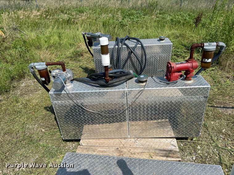 image for item DN6685 (5) fuel tanks