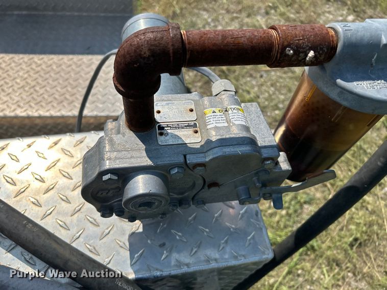 image for item DN6685 (5) fuel tanks