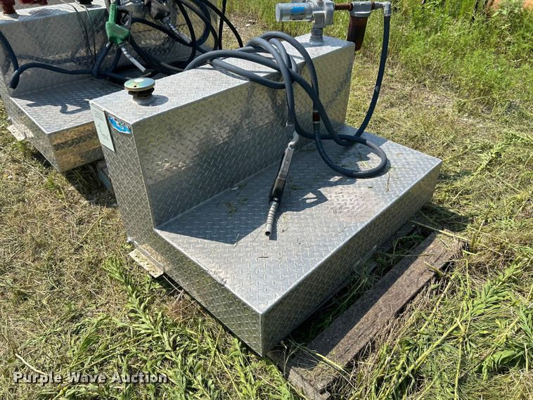 image for item DN6685 (5) fuel tanks