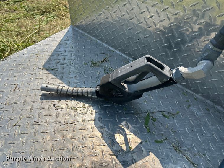 image for item DN6685 (5) fuel tanks