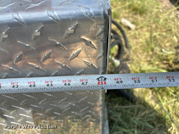 image for item DN6686 (3) fuel tanks